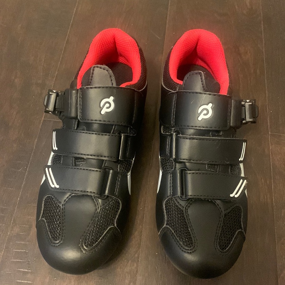 Peloton spin shoes size 36
